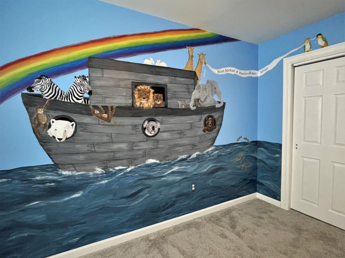 Noah's Ark themed nursery mural.